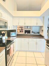 14060 Greentree Dr in Wellington, FL - Building Photo - Building Photo