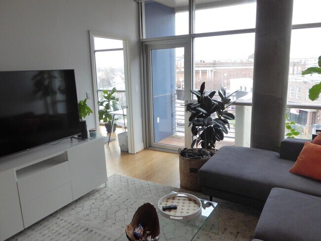 property at 919 Florida Ave NW