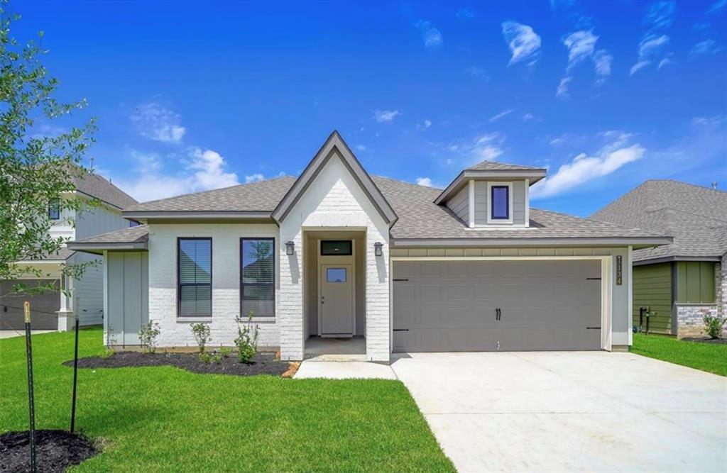 1134 Tomball Downs Dr in Tomball, TX - Building Photo