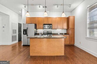 1195 Milton Terrace SE, Unit 2201 in Atlanta, GA - Building Photo - Building Photo