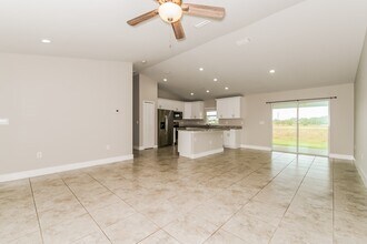 1611 Inwood Rd in La Belle, FL - Building Photo - Building Photo
