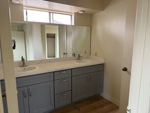 2472 New Ave in Rosemead, CA - Foto de edificio - Building Photo