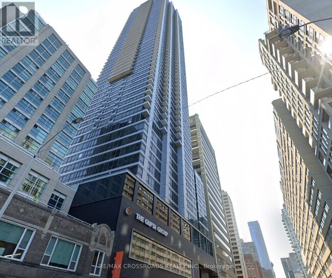 395-3395 Bloor St E
