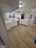 408 Cornell Rd in Glassboro, NJ - Building Photo
