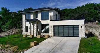 7706 Dakota Cir in Lago Vista, TX - Building Photo