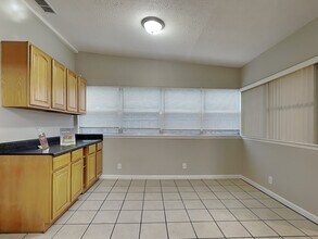 6936 Clovis Rd in Jacksonville, FL - Building Photo - Building Photo