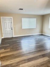 97 NW 73rd Pl in Miami, FL - Building Photo - Building Photo