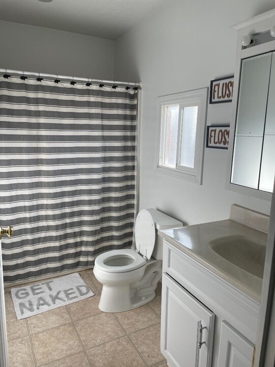 113 Wyoming State Hwy 233 in Kemmerer, WY - Building Photo