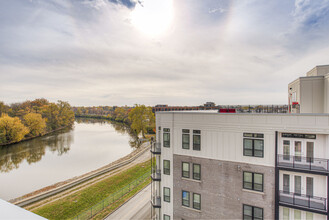 The Line in Indianapolis, IN - Foto de edificio - Building Photo