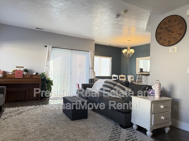 12733 Stormy Meadow Dr in Riverton, UT - Building Photo - Building Photo