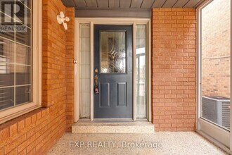 43 Bighorn Crescent in Brampton, ON - Building Photo - Building Photo