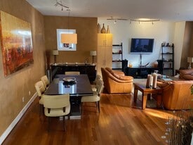 1714 W Cary St, Unit 4 in Richmond, VA - Building Photo