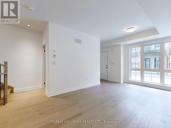 126 Alton Cres in Vaughan, ON - Building Photo - Building Photo