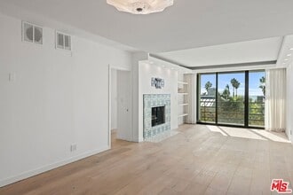 2920 Neilson Way, Unit 303 in Santa Monica, CA - Building Photo - Building Photo