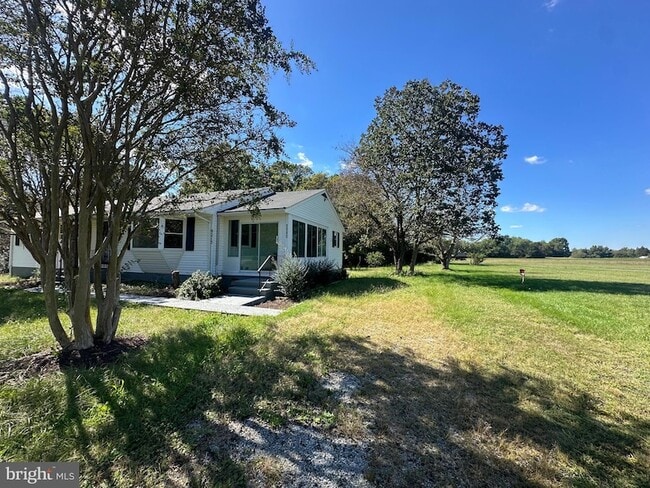 9215 Wills Rd in Bel Alton, MD - Foto de edificio - Building Photo