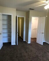 1201 Bretta St in Jacksonville, FL - Building Photo