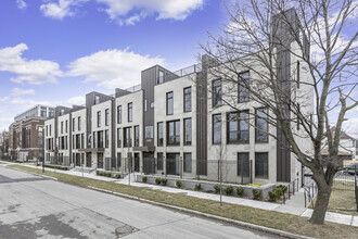 Saint Charles Residences in Detroit, MI - Foto de edificio - Building Photo