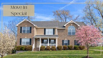 3147 Holly Point in Clarksville, TN - Building Photo