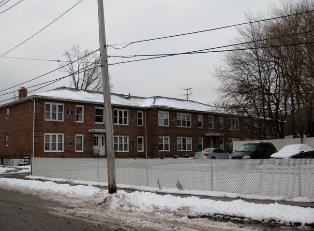 170 Exeter St in Staten Island, NY - Building Photo - Building Photo