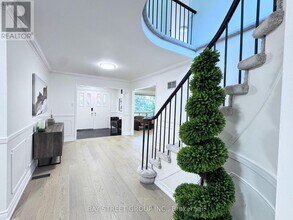 37 Abbeywood Trail in Toronto, ON - Building Photo - Building Photo