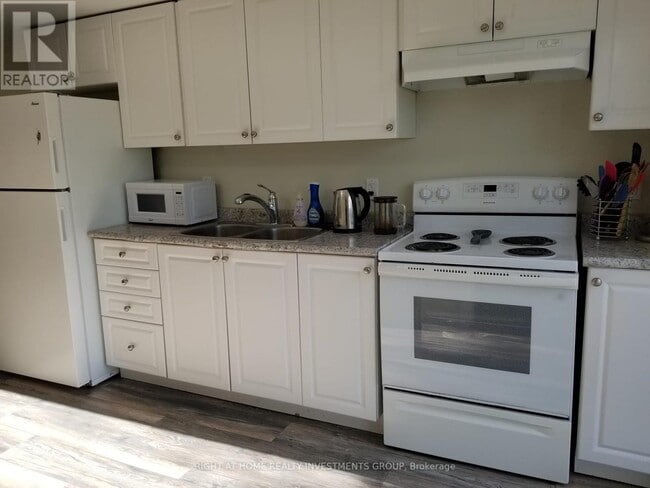 property at 15B CUNDLES Rd