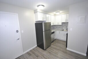 728 S Main St in Ann Arbor, MI - Building Photo