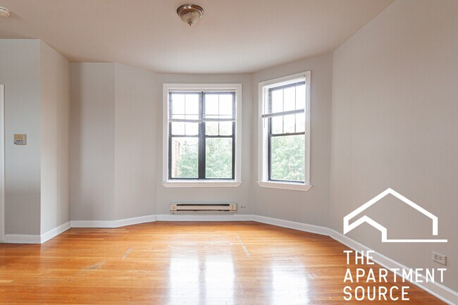 723 W Barry Ave, Unit A3 in Chicago, IL - Building Photo - Building Photo