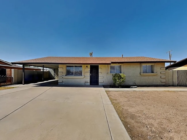 property at 635 E Franklin Ave