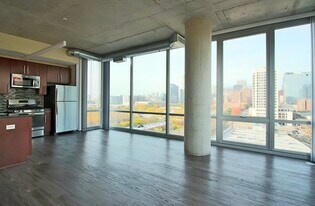 1451 S State St, Unit 1708 in Chicago, IL - Building Photo