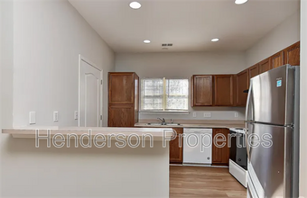 6512 Quarterbridge Ln in Charlotte, NC - Building Photo - Building Photo