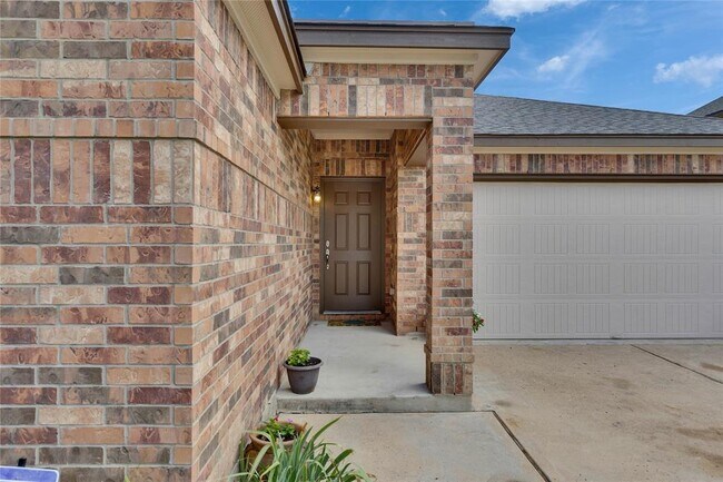120 Jasmine Cove in Kyle, TX - Building Photo - Building Photo