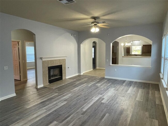 7440 Montezuma St in Austin, TX - Building Photo - Building Photo