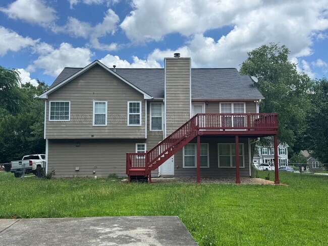 1055 Leighs Brook Way in Dacula, GA - Building Photo - Building Photo