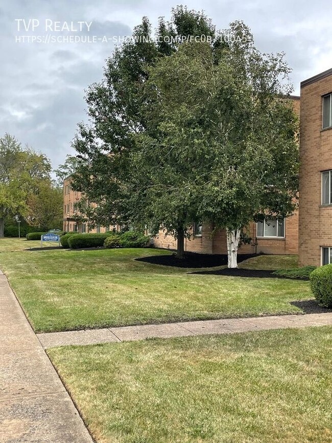 property at 20 E Erie Ave