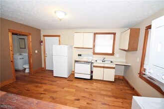 668 Sumner St in Akron, OH - Building Photo - Building Photo