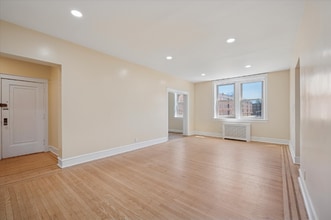 6202 Wayne Ave in Philadelphia, PA - Building Photo - Building Photo