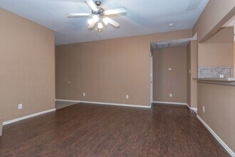 131 Lipan St in Greenville, TX - Building Photo - Building Photo