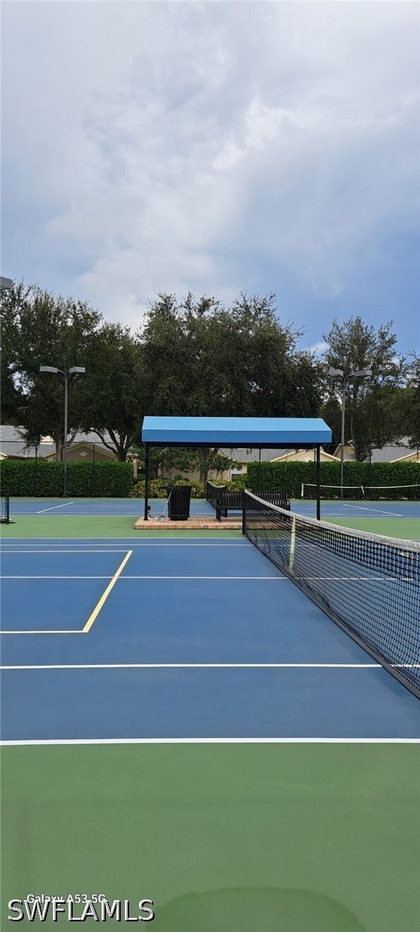 property at 8211 Ibis Cove Cir
