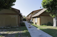 212-218 W Palais Rd in Anaheim, CA - Building Photo - Building Photo