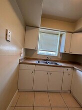 1350 NE 119th St in North Miami, FL - Building Photo - Building Photo