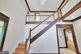 8901 Iron Gate Ct in Potomac, MD - Building Photo - Building Photo