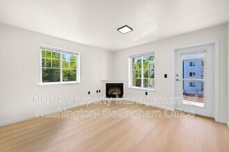 4370 Tull Rd in Bellingham, WA - Building Photo - Building Photo