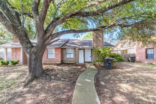 5358 Gawain Dr in San Antonio, TX - Building Photo - Building Photo