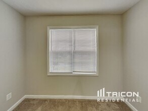 147 Scotland Dr in Spring Lake, NC - Building Photo - Building Photo