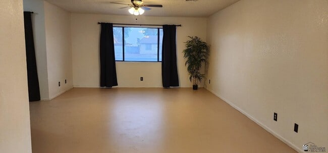 2088 W Del Sol Ln in Yuma, AZ - Building Photo - Building Photo