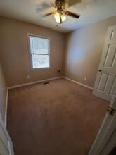 4736 Cheshire Cir in Birmingham, AL - Building Photo - Building Photo
