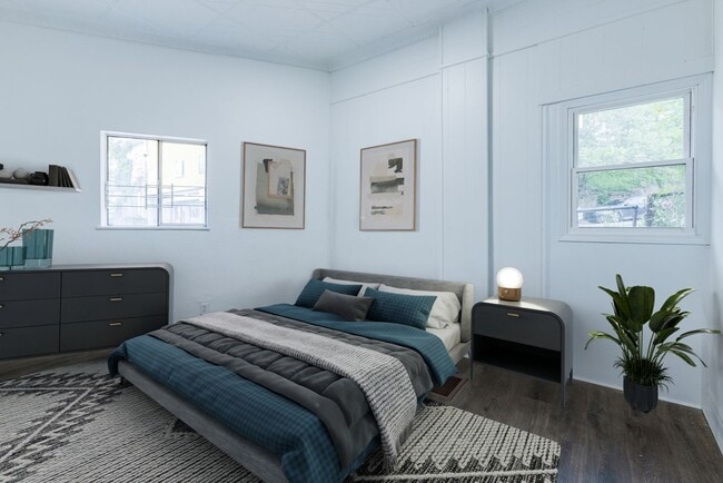 property at 1533 Arlington Ave