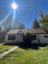 319 Woody Dr in Jackson, MS - Building Photo