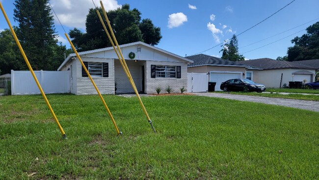 2000 White Ave in Orlando, FL - Building Photo - Building Photo