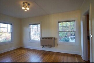 1635 NW 25th Ave, Unit 5 in Portland, OR - Building Photo - Building Photo